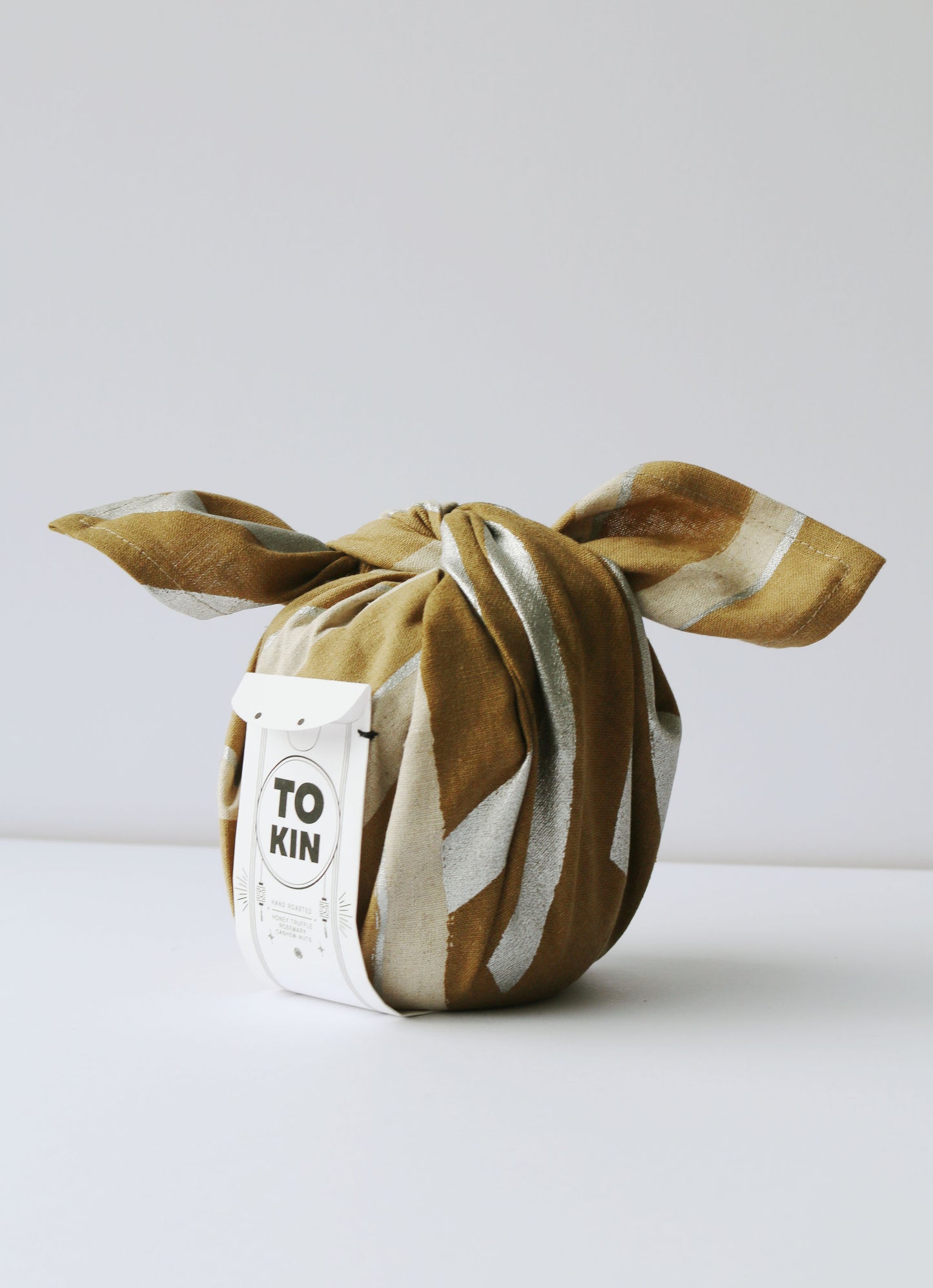 FIRE PEPPER CINNAMON HONEY NUT-MIX - Small Wrapped Jar 200g